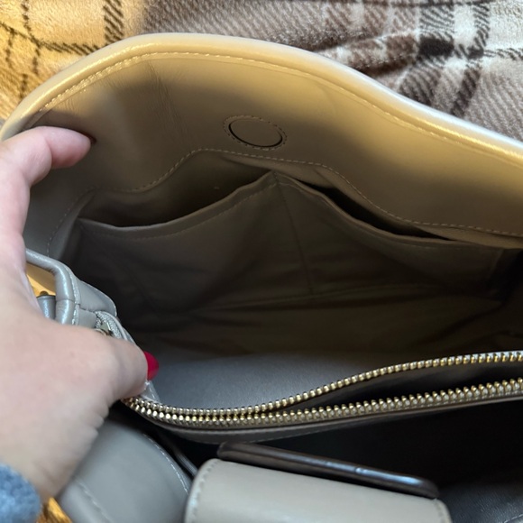 Coach - Picture 9 of 11